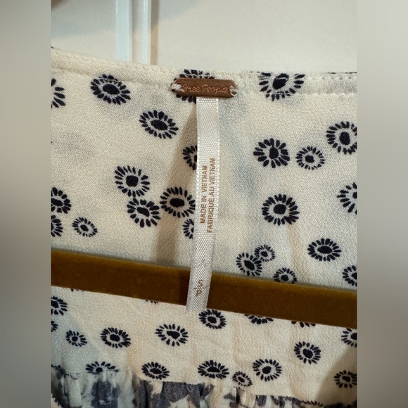 Free People Lady Bohemian Bell Sleeve Floral Crop Smocked Top - Picture 3 of 8